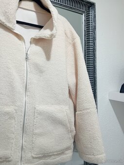 Dámska teplá svetlá bunda - 4