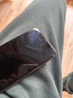 iPhone 11 pro - 4