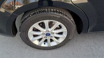Ford Mondeo - 4