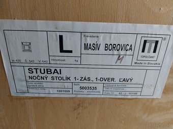 Predam masívny nočný stolík Stubai - 4