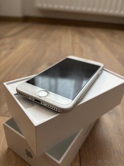 Iphone 7 32 GB Silver - 4