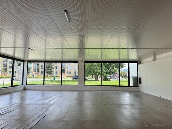 NA PRENÁJOM: Obchodné priestory v centre Prievidze - 4