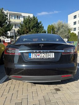 Tesla model S 85D r2015 len 120tiskm ZADARMO NABIJANIE - 4