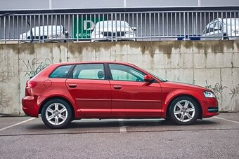 Audi A3 sportback 1, 6 TDI, 77 kW, 7-stup automat s-tronic - 4