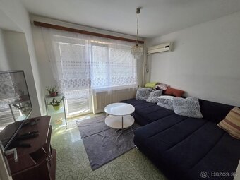 Predáme rodinný dom s pekným pozemkom v Kamenici nad Hronom. - 4