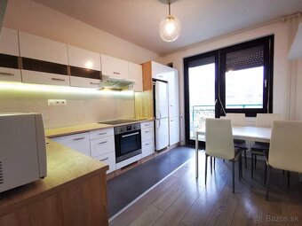 PRENÁJOM – priestranný 3iz byt v Prievoze - 4