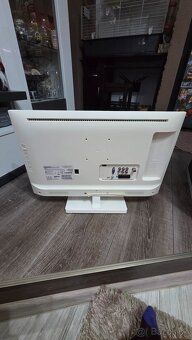 LED televizor PHILIPS 24" - 4