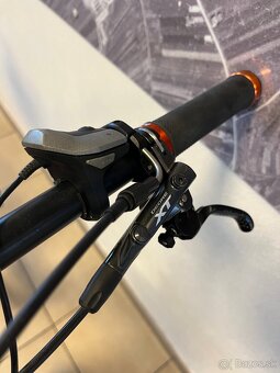 Predám celoodpružený e-bike KTM Macina - 4