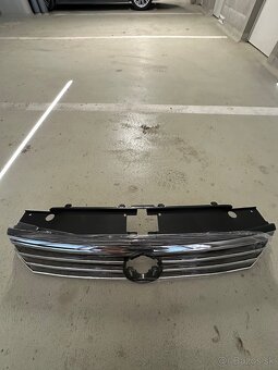 VW Passat B8 predná chrómová maska, 2015-2019 - 4
