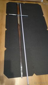 Dvojročný meč - 4