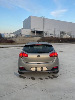 KIA Ceed - 4
