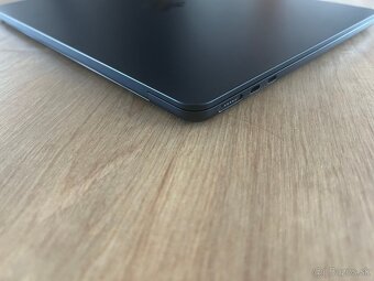 Macbook AIR M2 (2022), 8/256GB - 4