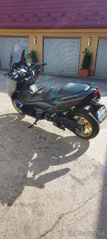 Yamaha XP 560 T max Tech max - 4