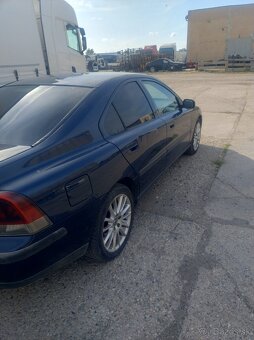 Predám Volvo S-60 - 4