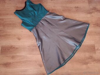 Bavorský kroj Dirndl v.44 - 4