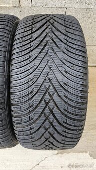 Predám 2ks zimné pneu Kleber KRISALP HP3 235/40 R18 95V - 4