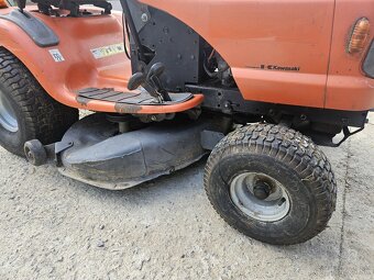 Husqvarna YTH210XP - 4