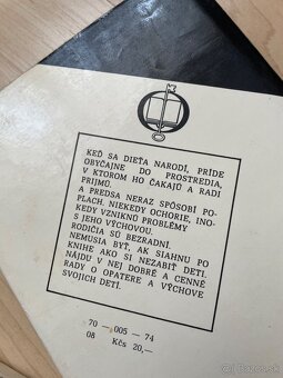 Retro - Seria 4 kniziek - 4