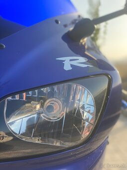 Yamaha yzf R1 - 4