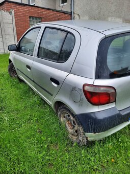 Predam Toyotu Yaris - 4