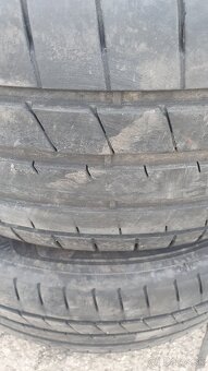 225/45R17 - 4