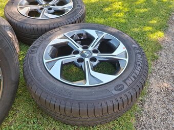 16" ALU 5x 114,3 /KIA,HYUNDAI,..orig/ + 205/60 r16 8mm NOVÁ - 4
