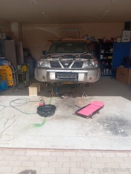 Nissan patrol y61 predný nárazník - 4