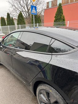 Tesla 3 highland rok 25 - 4