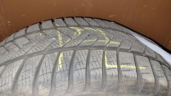 zimne pneu pirelli 235/45 R18 SOTTOZERO™ 3 - 4