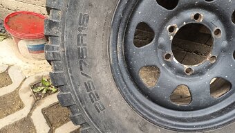1ks 6x139,7 R16 s pneu 255/75 R16 - 4