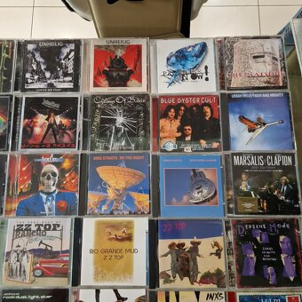 CD-čka...METALLIA,AC/DC,DOORS,TYPE O NEGATIVE,TWISTED SISTER - 4