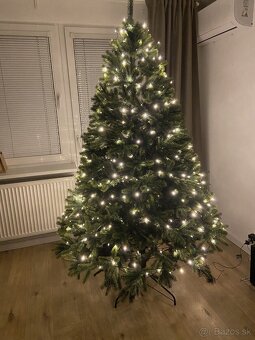 Vianočný stromček smrek 3D - 4