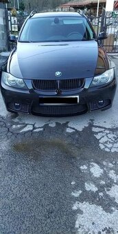 Predny M3 naraznik pre BMw E90 a E91 - 4