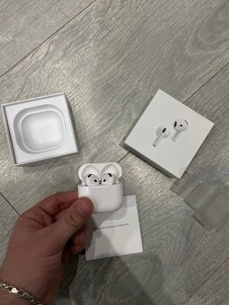 AirPods 4 anc - 4