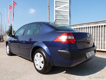 Renault Mégane 1.5 dCi Authentique Confort - 4