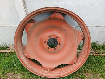 Traktor RS 09 koleso, disk - 4