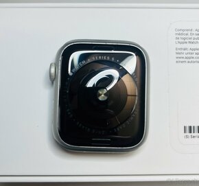 Apple Watch 5 44mm Space Silver Aluminium Case - 4