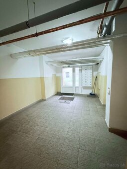 Znížená cena-1.iz byt s veľkou lodžiou a pivnicou v Trnave. - 4