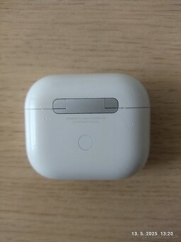 Apple nabíjacie púzdro pre airpods - 4