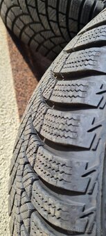 Elektróny so zimnými pneumatikami Golf 5, R16 - 4