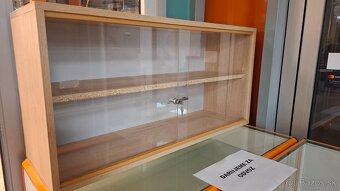 Sklenený pult + Drevená polica + Poličky - 4