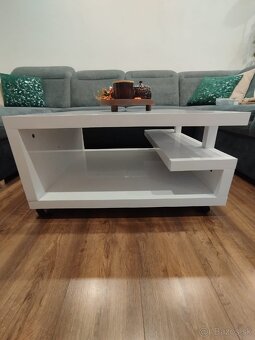 Konferenčný stolík - 4