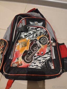 Darujem školské tašky - 4