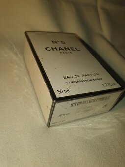 EAU DE TOILETTE / EAU DE PARFUME – perfémy - 4
