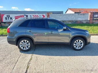 Kia Sorento 2.2 CRDi VGT 4WD LX A/T - 4