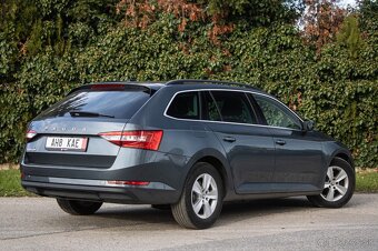 Škoda Superb Combi 2.0 TDI DSG - 4