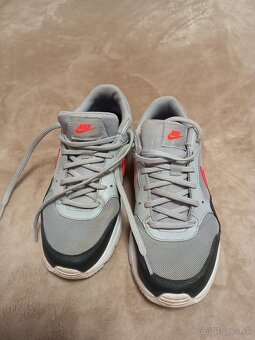 Predám Nike tenisky 38,5 - 4