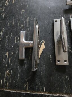 Klučky na okná, dvere - 4