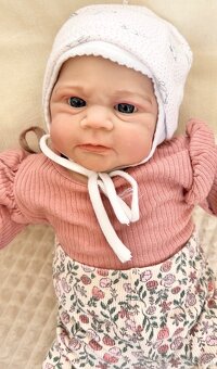 Realistická bábika Eli - 4