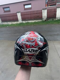Prilba na motorku - 4